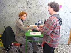 Kassierein Astrid Weckert