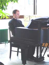 Pianist Michael Donkel