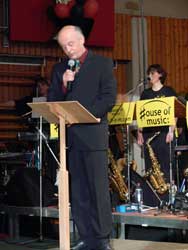 Moderator Bernd Vollmer